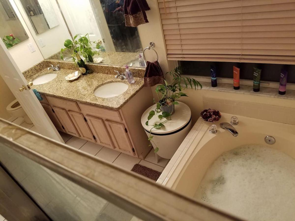 Cozy And Conveniently Located Pool Home With Free Wifi Tampa Exterior photo