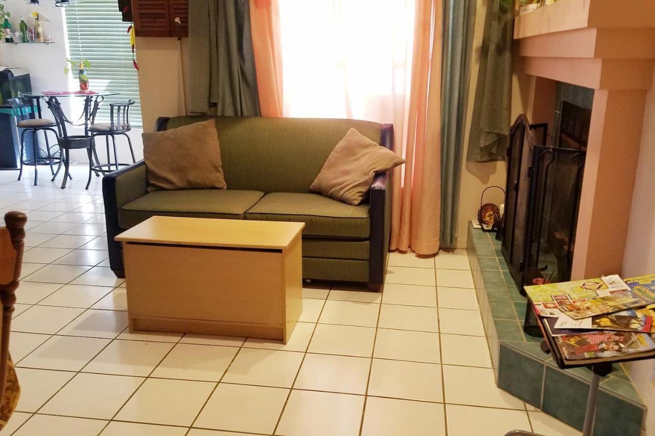 Cozy And Conveniently Located Pool Home With Free Wifi Tampa Exterior photo