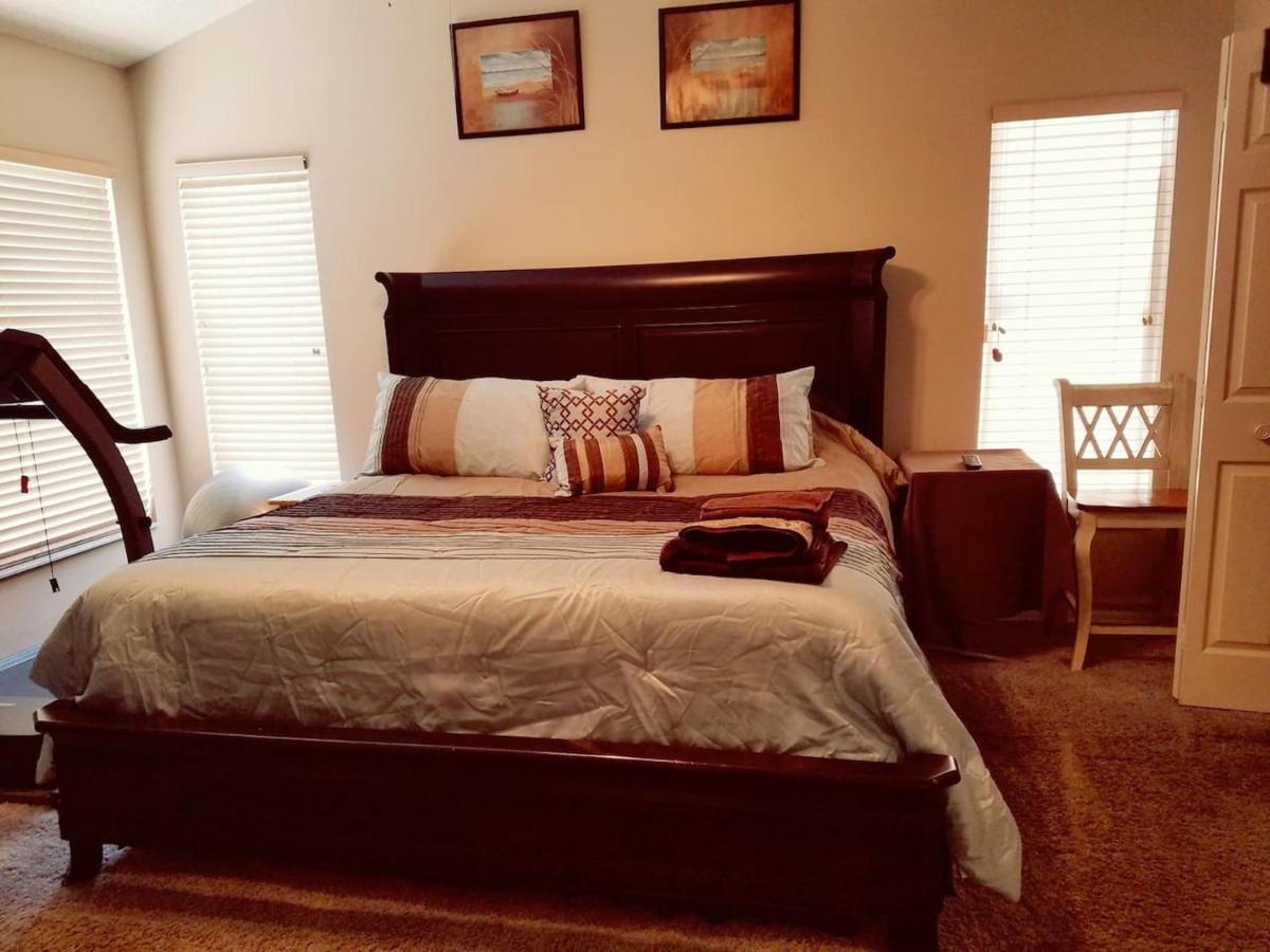 Cozy And Conveniently Located Pool Home With Free Wifi Tampa Exterior photo